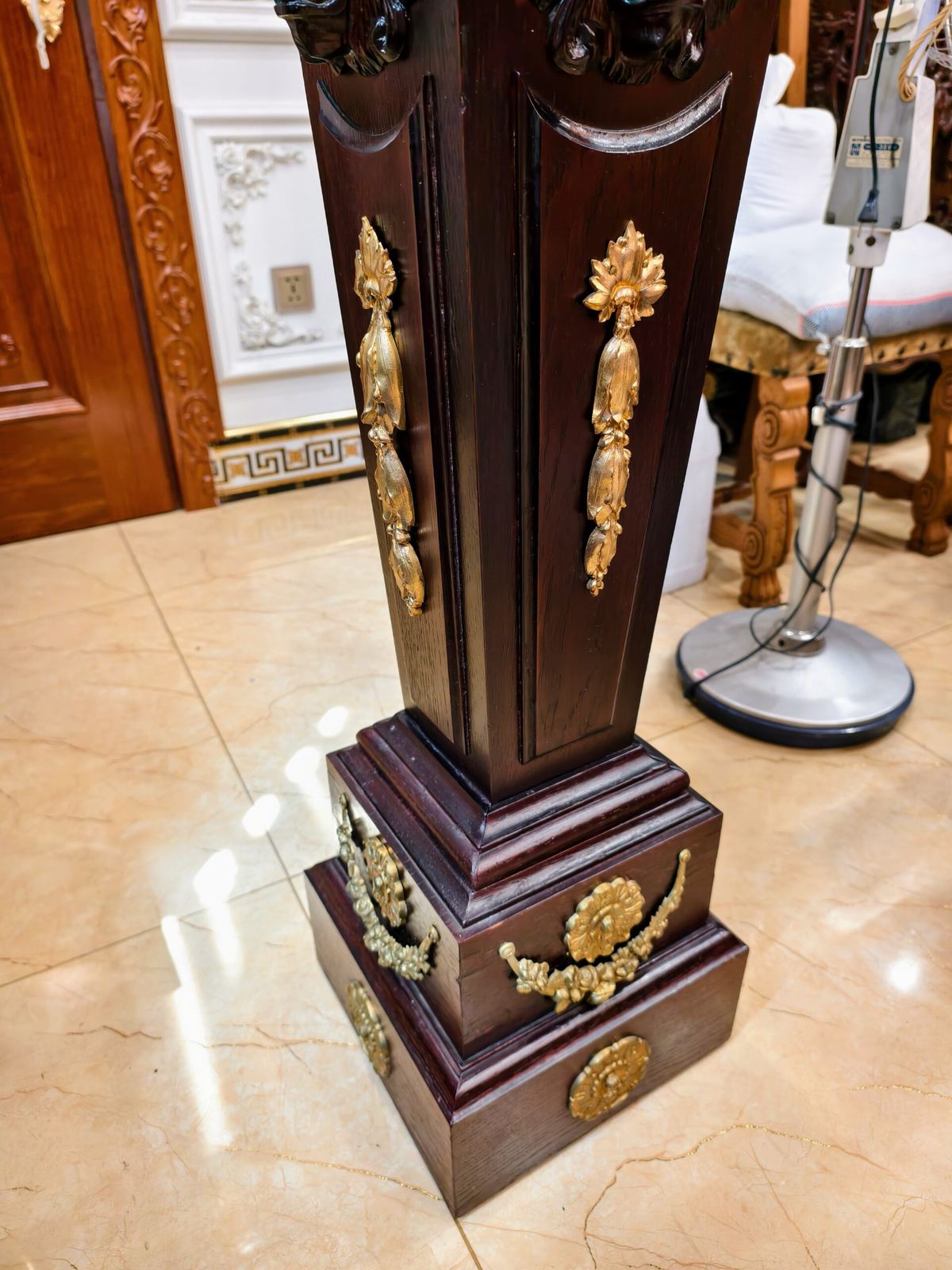 Đôn gỗ toàn thân bằng gỗ, cao 114cm – ảnh 4
