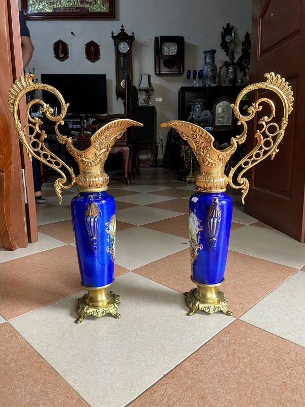Cặp bình sứ Bỉ – ảnh 1