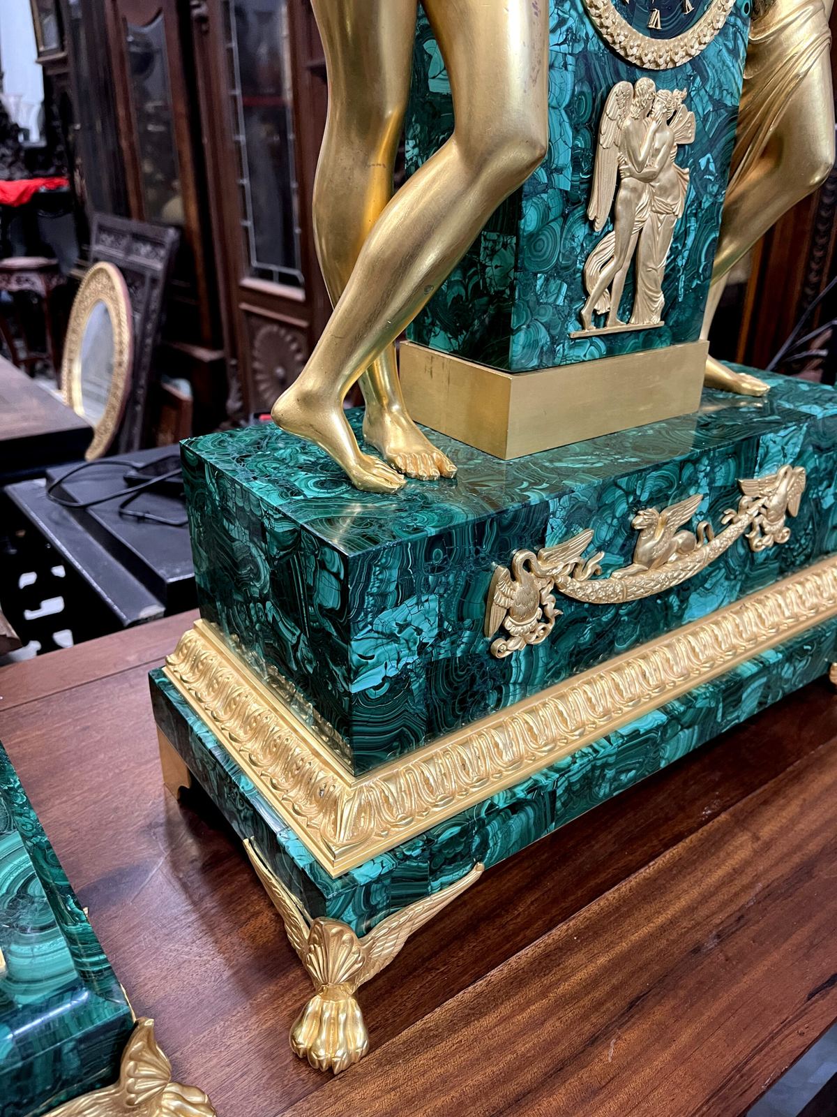 Bộ đồng hồ tượng và đèn – ảnh 5
