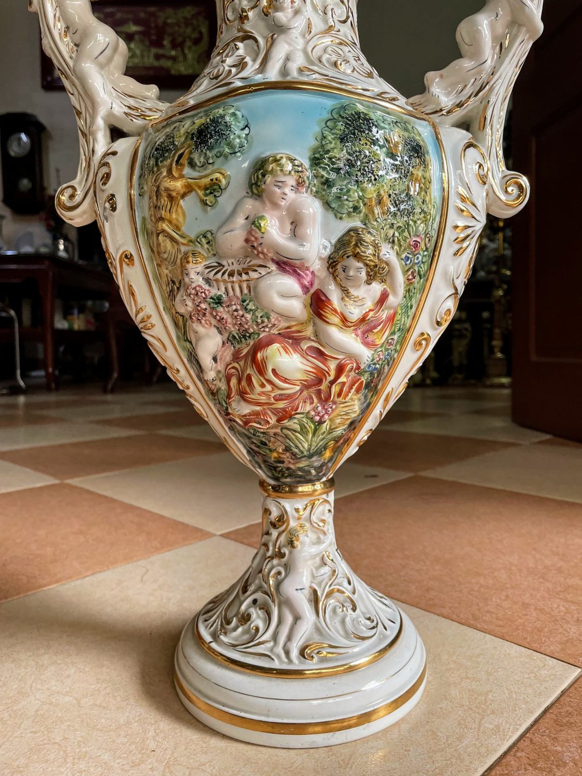 Bình sứ Italy hãng Capodimonte, cao 57cm – ảnh 5