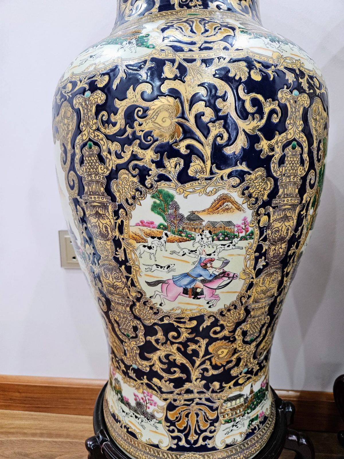 Cặp binh sứ – ảnh 4