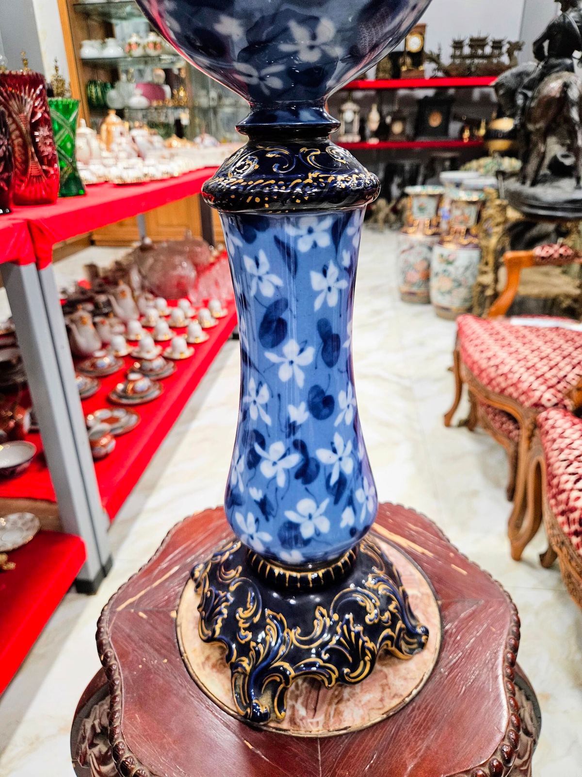 Một chiếc đèn dầu sứ của Pháp thương hiệu Limoges danh tiếng – ảnh 6