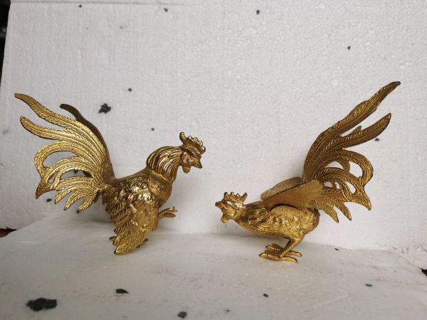 Đôi gà bằng đồng – ảnh 1