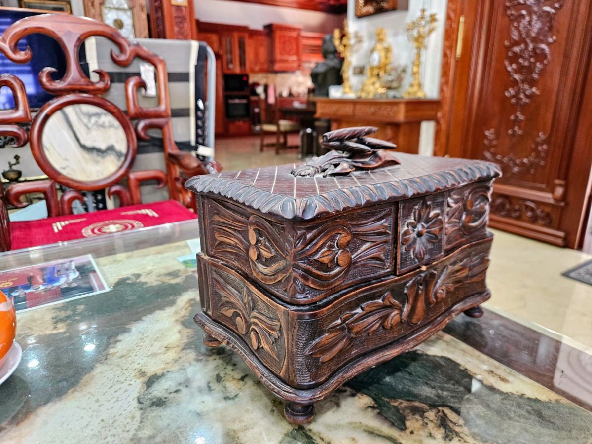 Hộp gỗ cổ Black Forest – ảnh 3