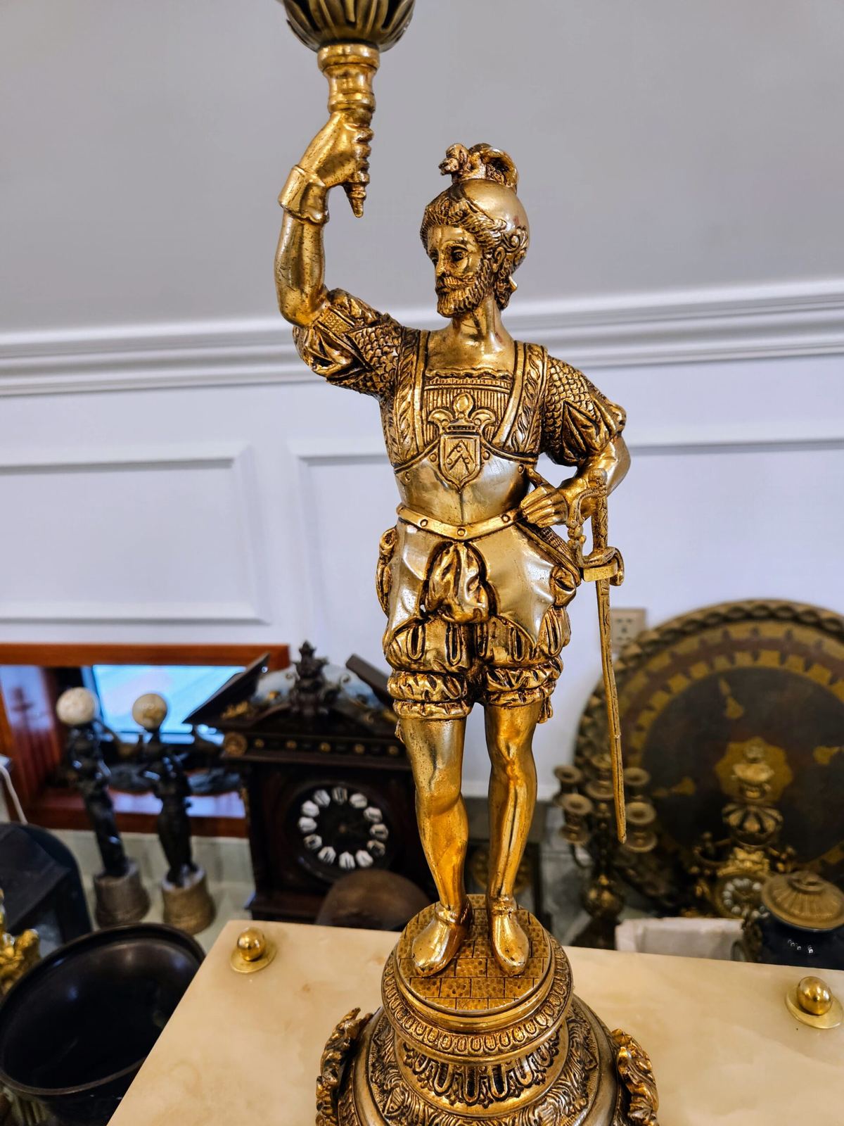 Đèn dầu tượng một vị tướng quân – ảnh 4