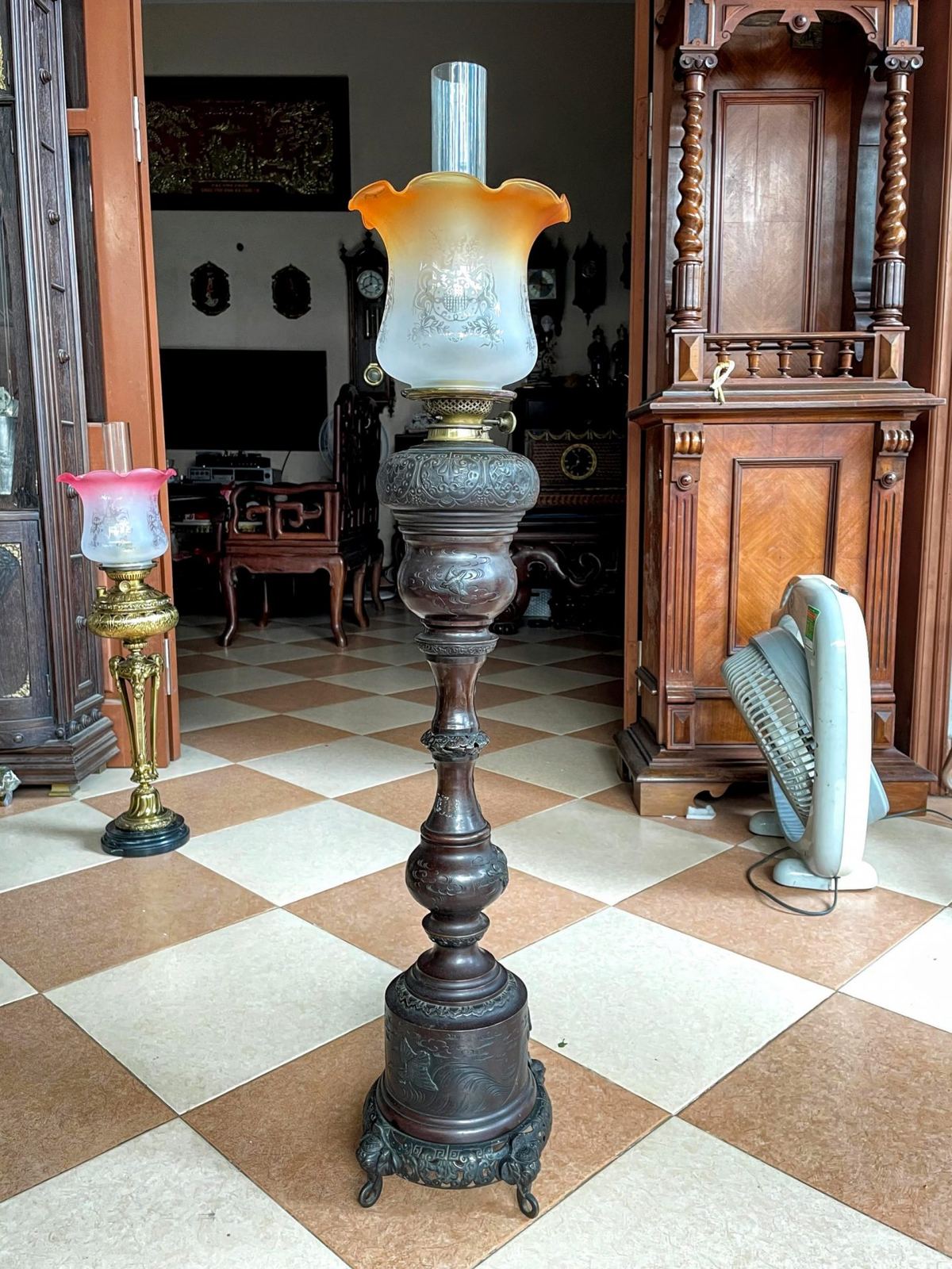 Đèn dầu cổ Nhật Bản – ảnh 1