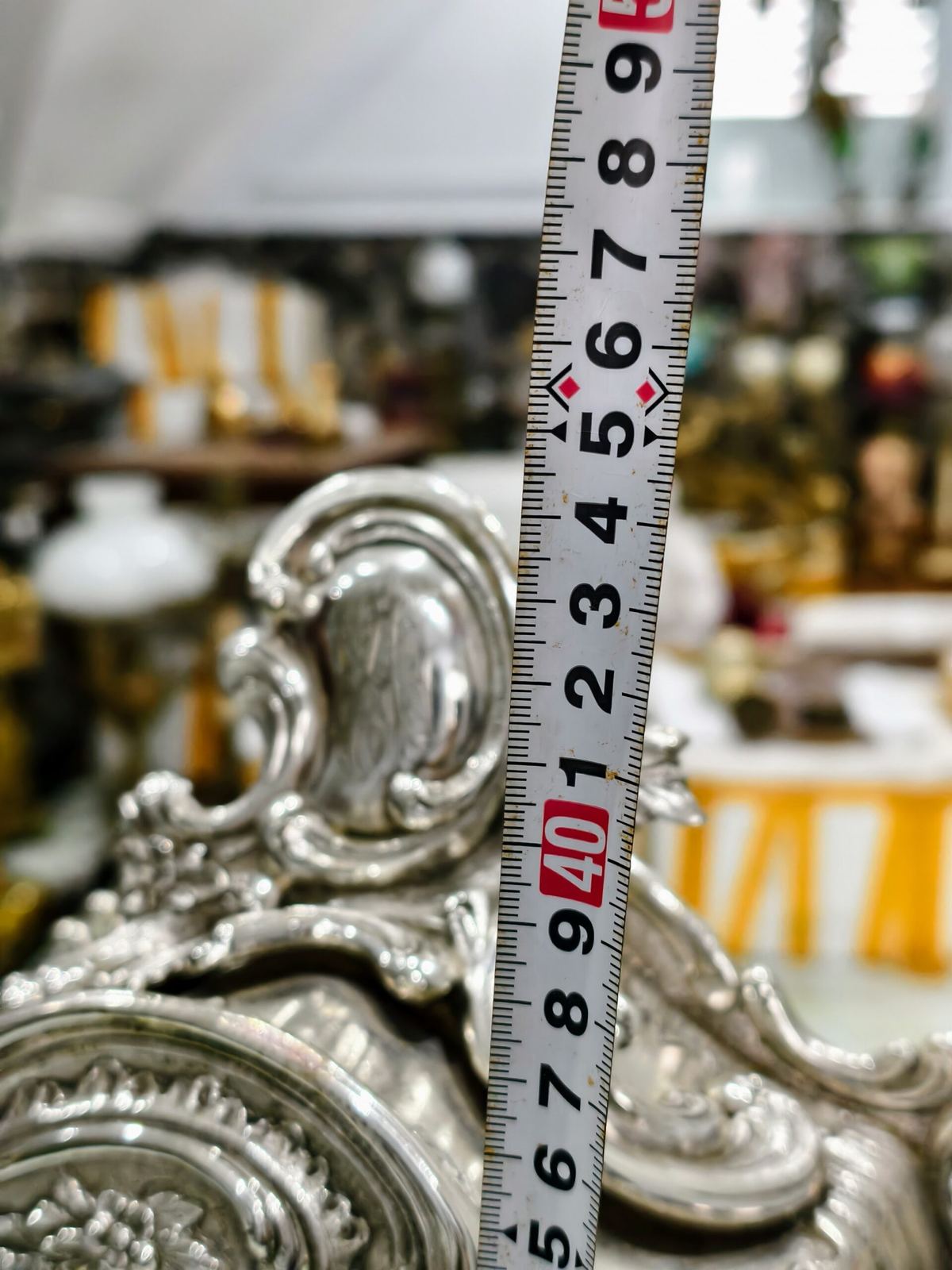 Một chiếc đồng hồ để bàn độc đáo – ảnh 12