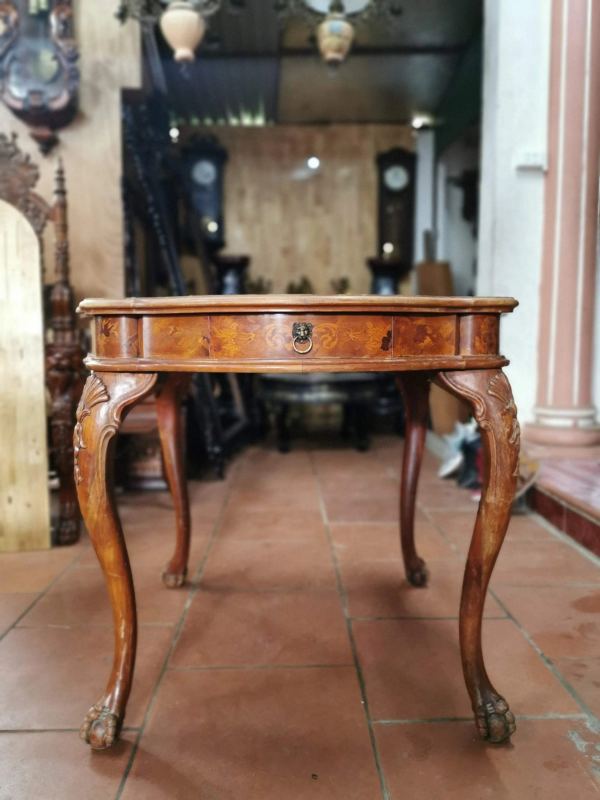 Bàn gỗ Louis – ảnh 1