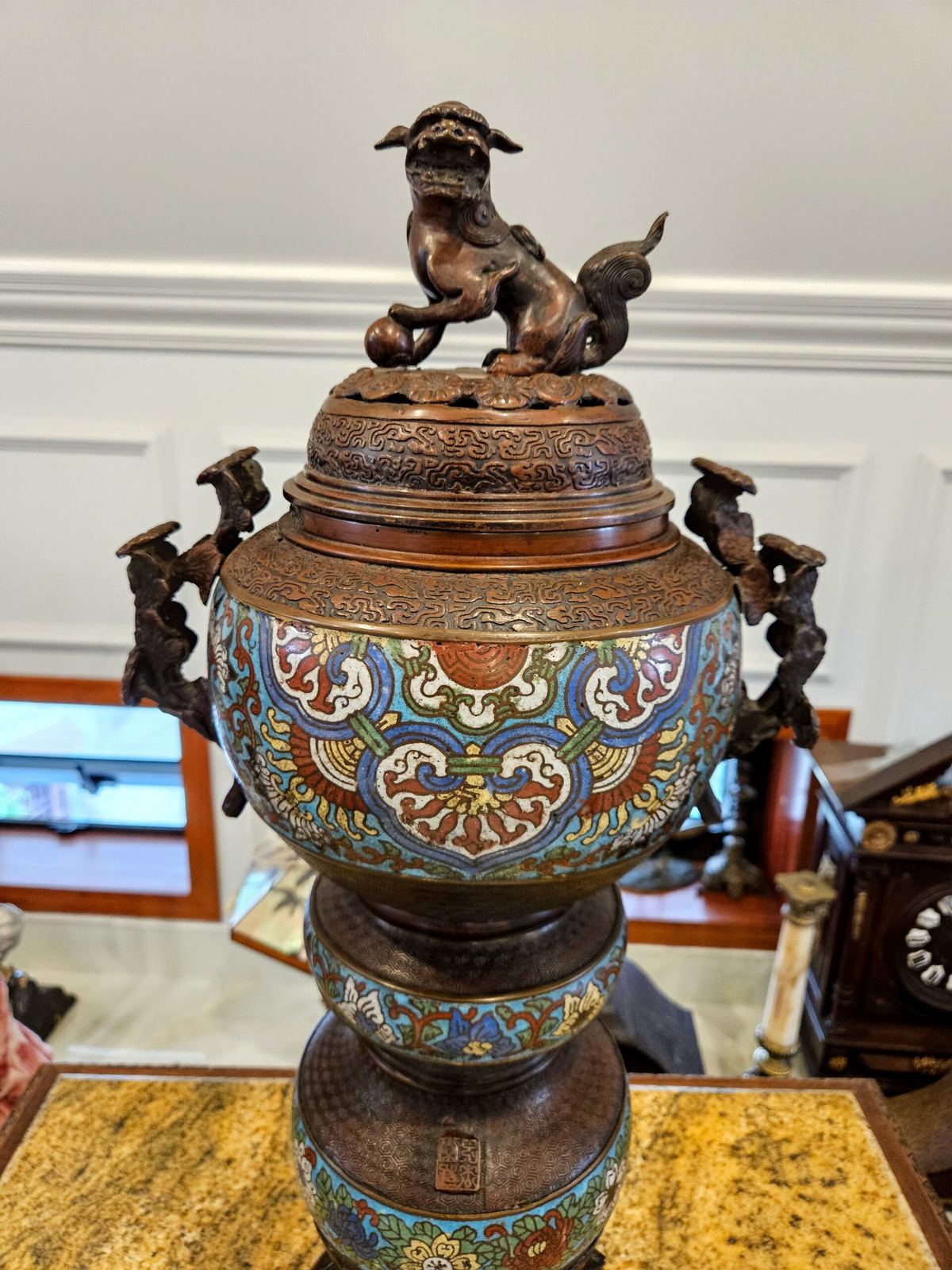 Đỉnh đồng pháp lam – ảnh 2