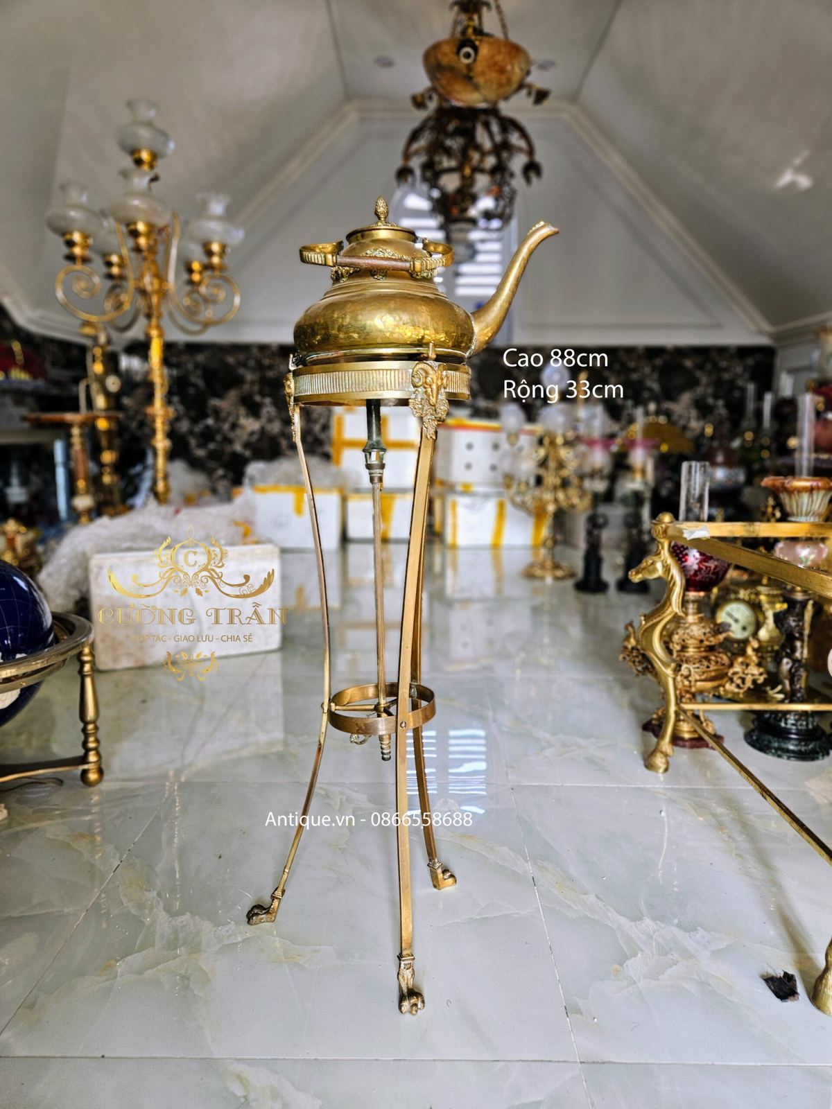 Ấm đồng và bếp ga nhỏ – ảnh 1