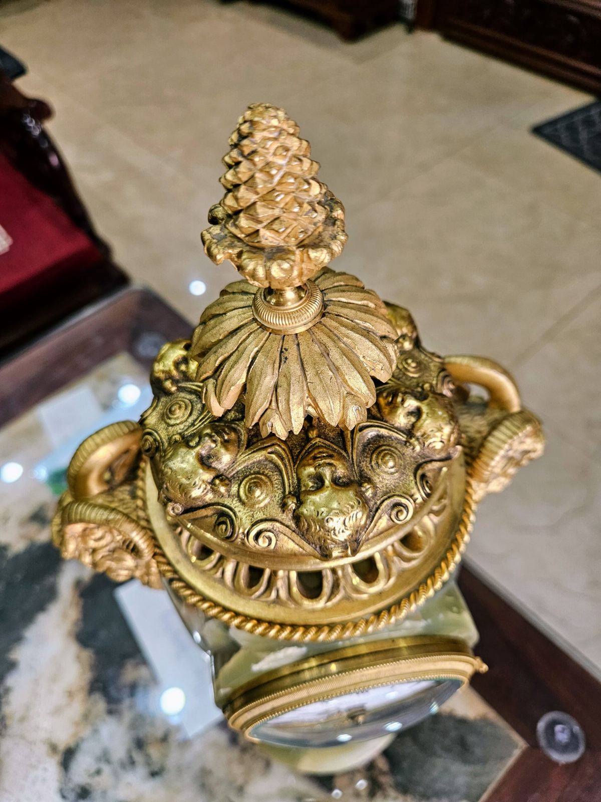 Đồng hồ đá cẩm thạch – ảnh 4