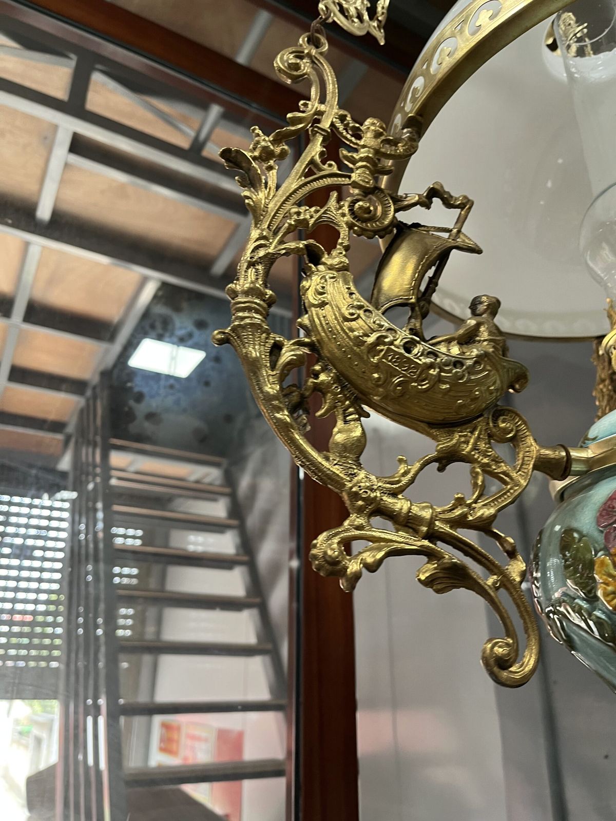 Đèn 3 dây Pháp cổ khách mua về đã vệ sinh sạch sẽ – ảnh 5