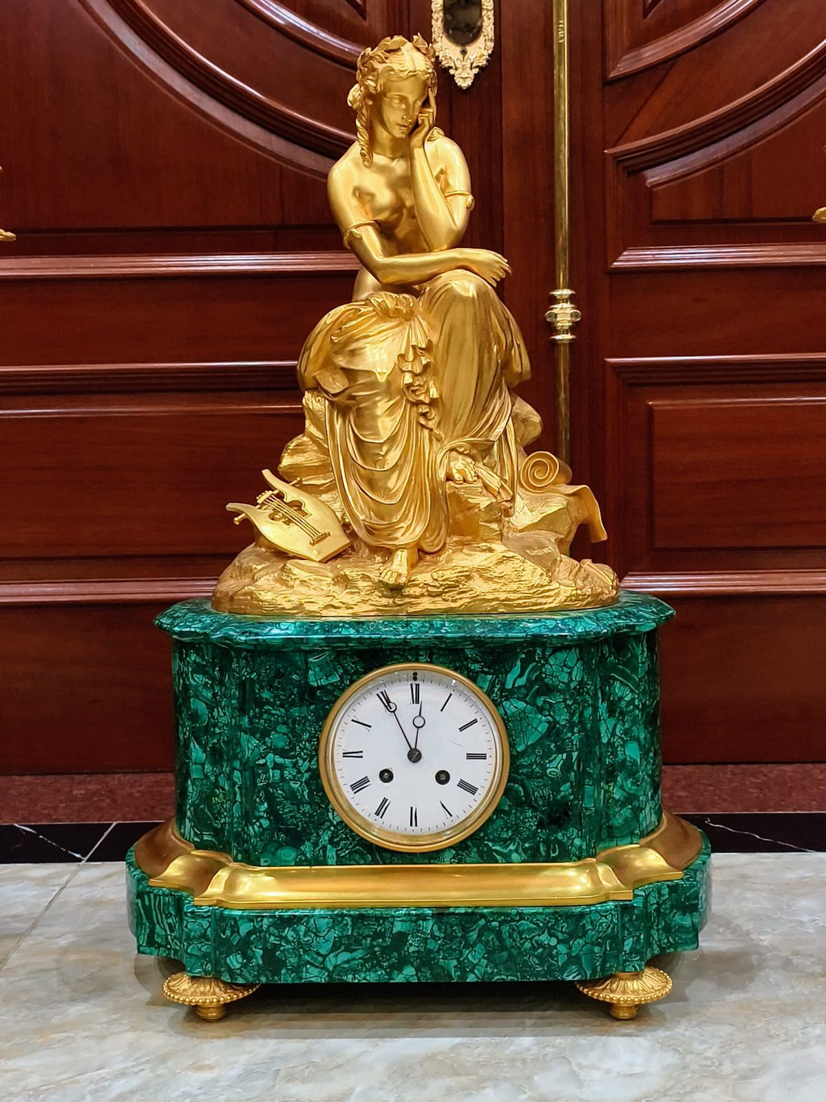 Bộ đồng hồ tượng malachite – ảnh 3