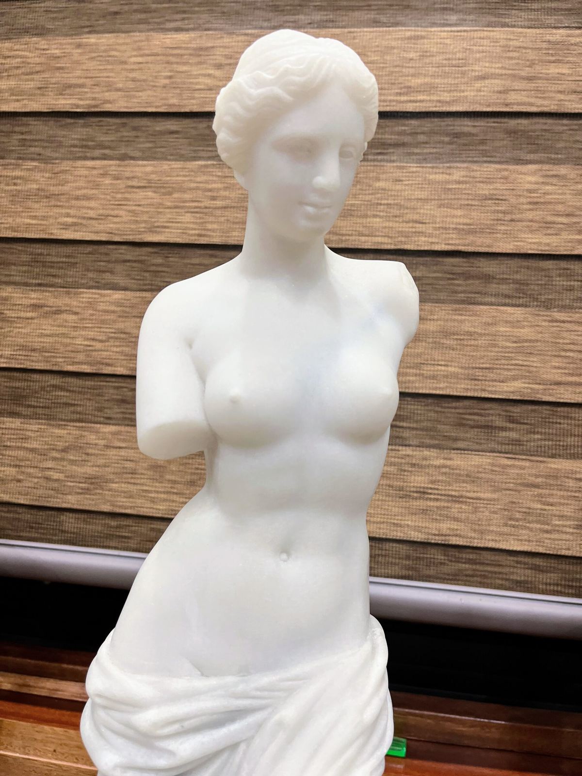 Tượng nữ thần Venus, cao 61cm – ảnh 3