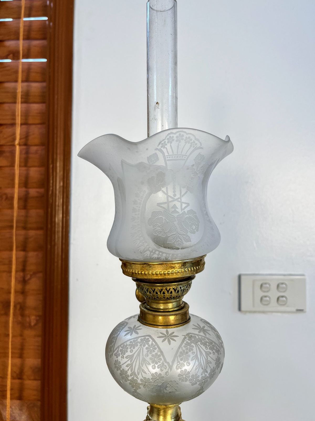 Đèn dầu tượng Pháp, cao 81cm – ảnh 5