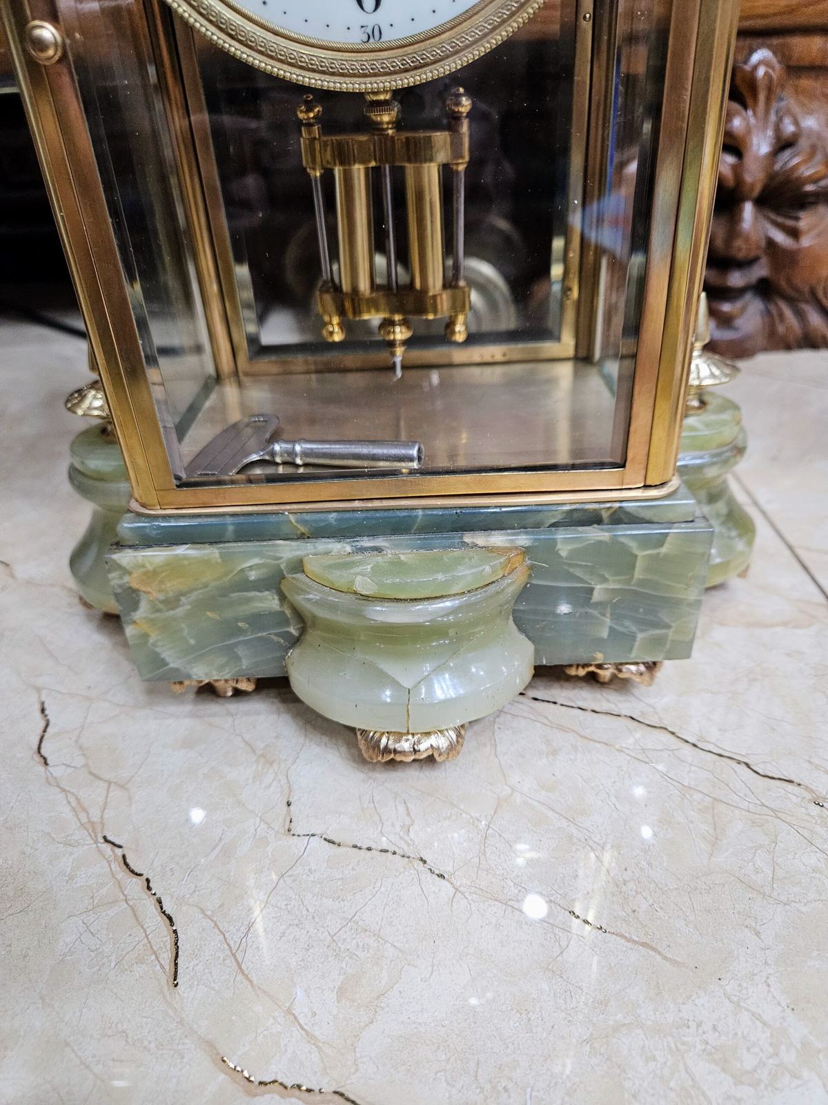 Một chiếc đồng hồ để bàn rất độc đáo – ảnh 4