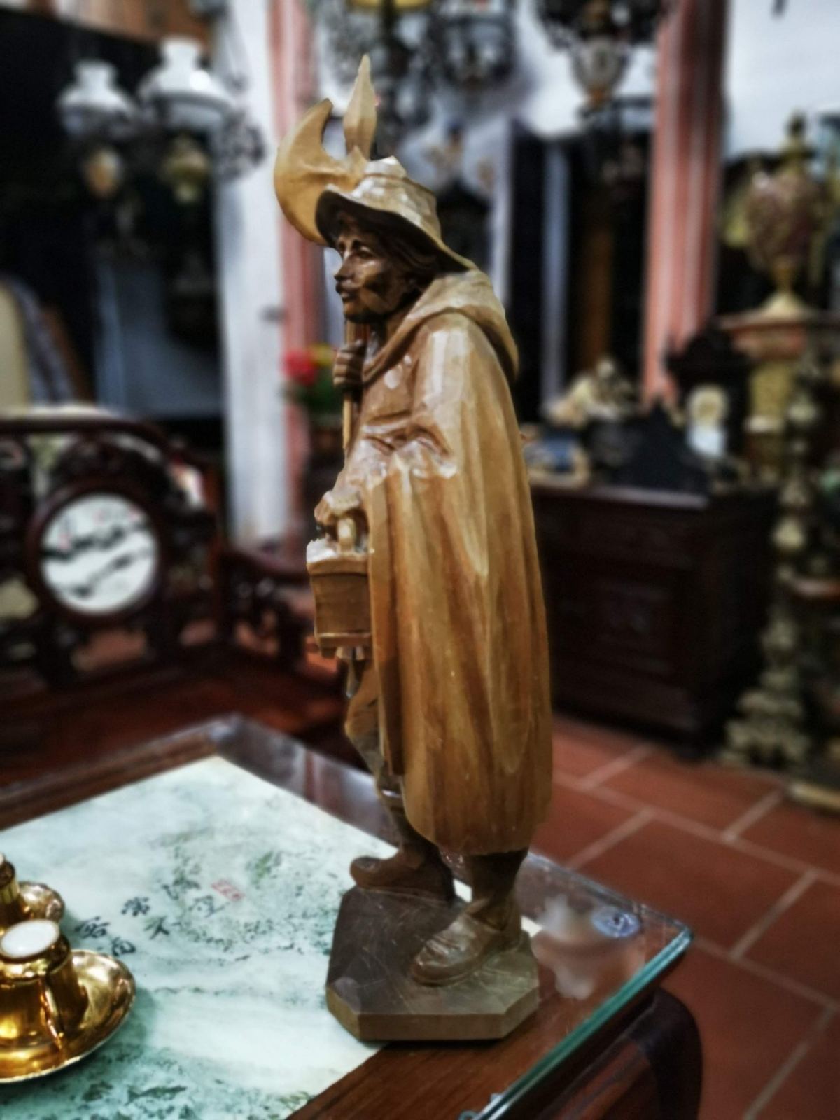 Tượng Gỗ Người Lính Gác Đêm – ảnh 4