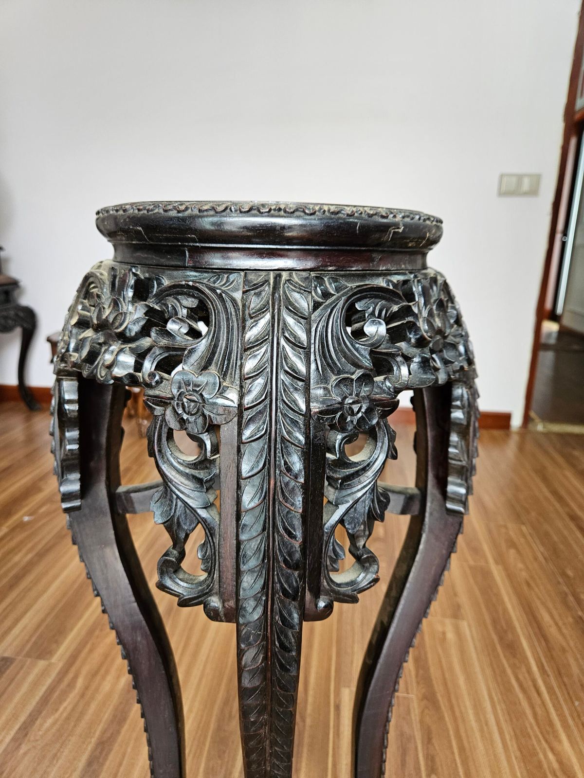 Một chiếc đôn gỗ rất đẹp, cao 91cm – ảnh 4
