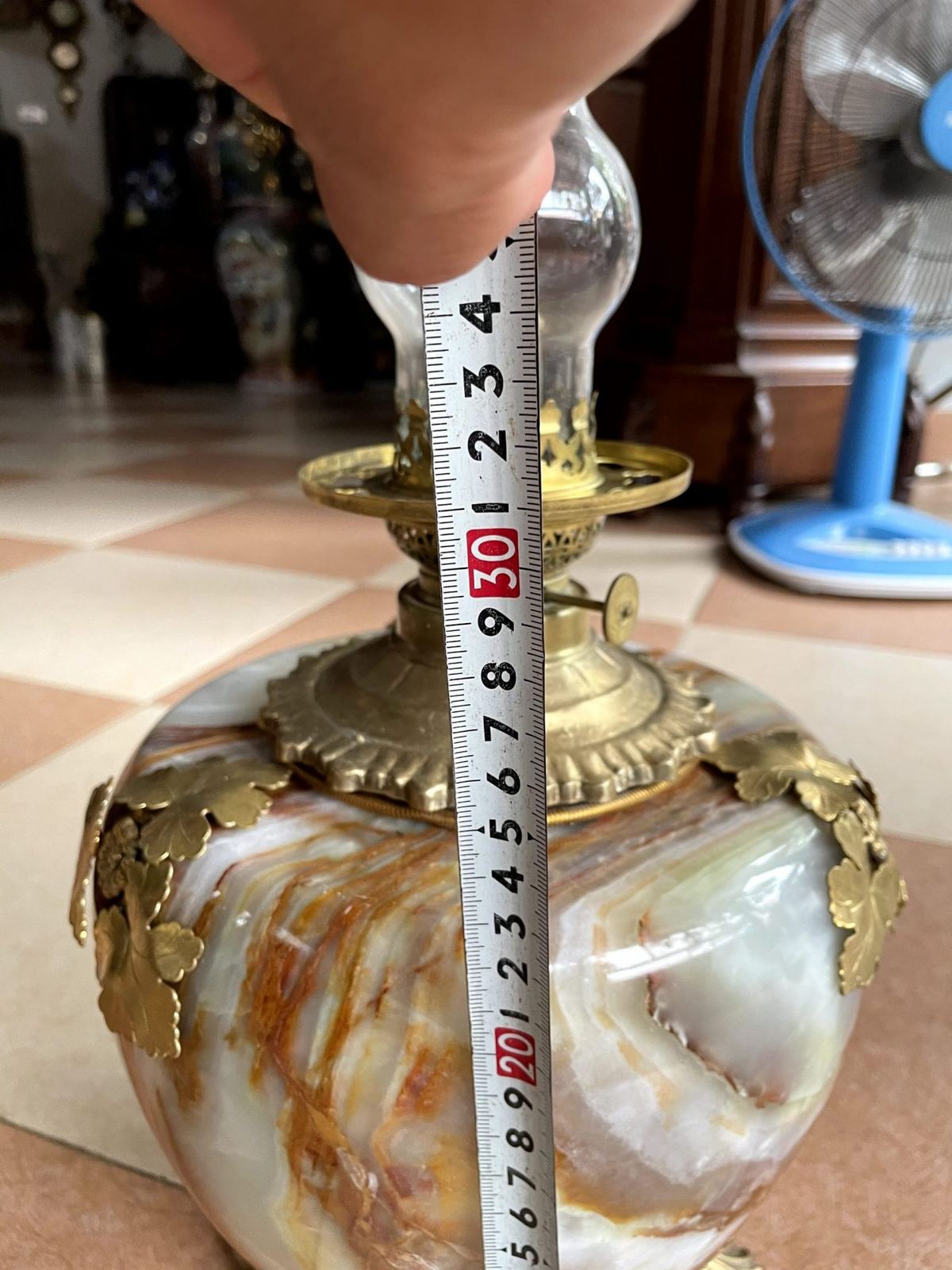 Đèn dầu bầu đá, cao 57cm – ảnh 4