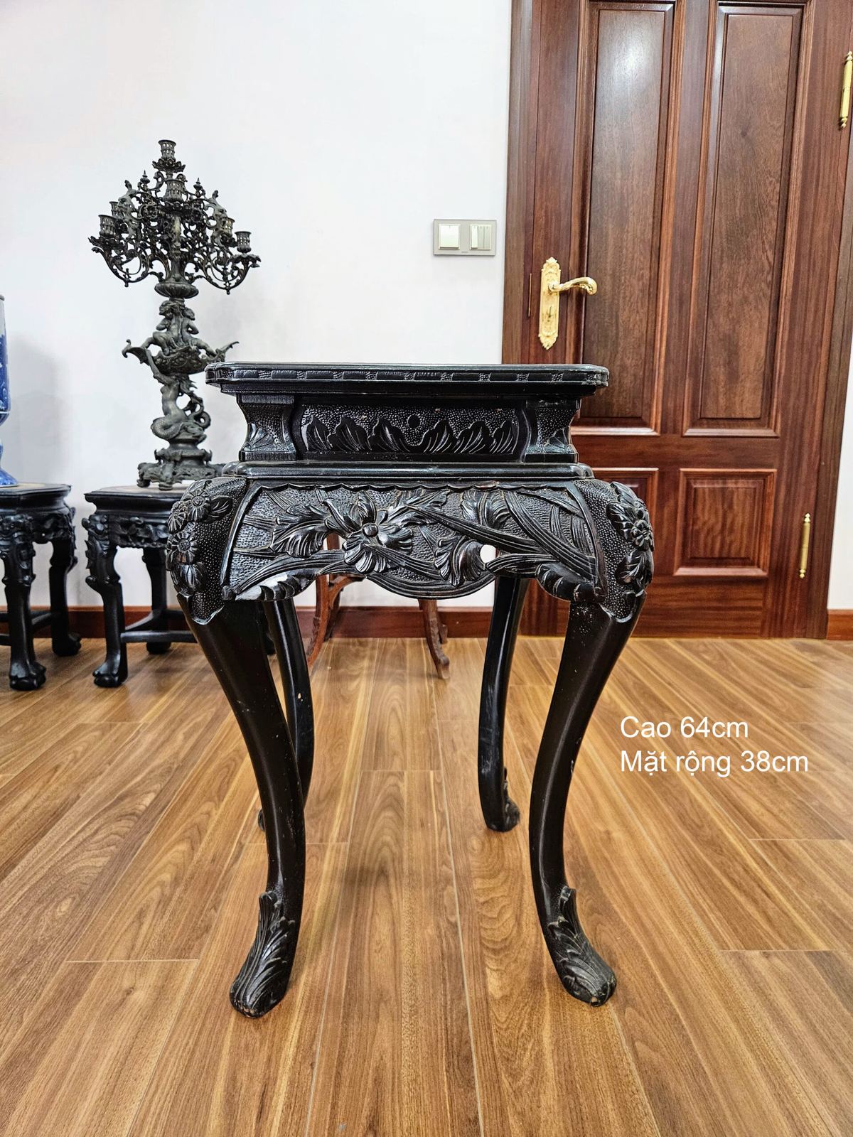 Một chiếc đôn gỗ rất đẹp, cao 64cm – ảnh 1