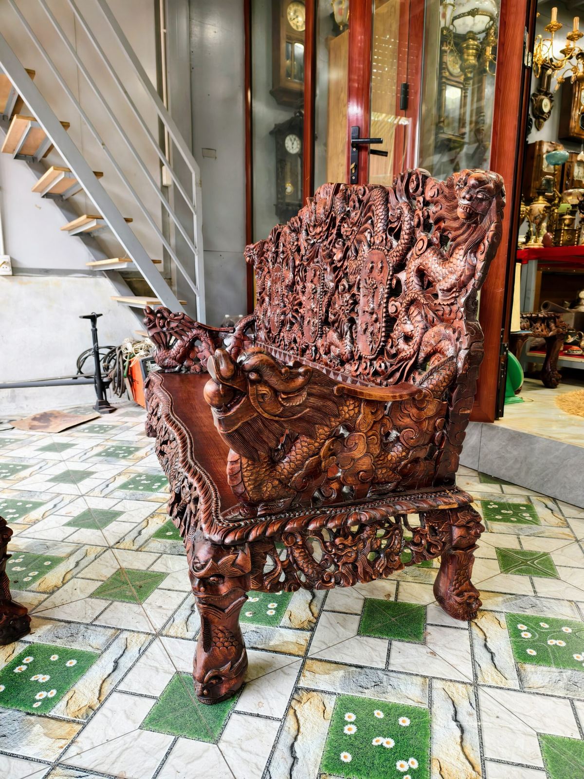 Bộ bàn ghế gỗ hương cửu long – ảnh 10