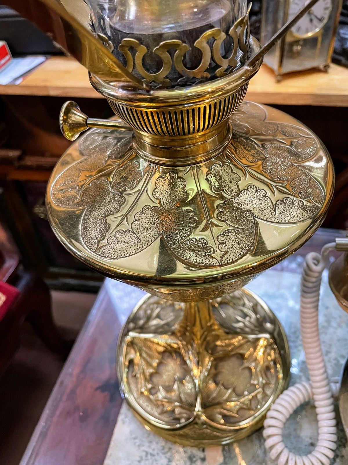 Đèn dầu bàn Anh – ảnh 2