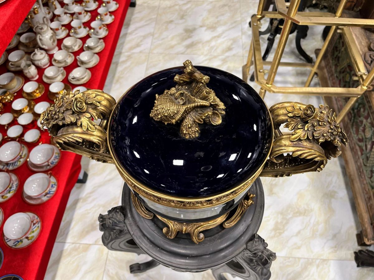 Chiếc cup sứ Bỉ – ảnh 2
