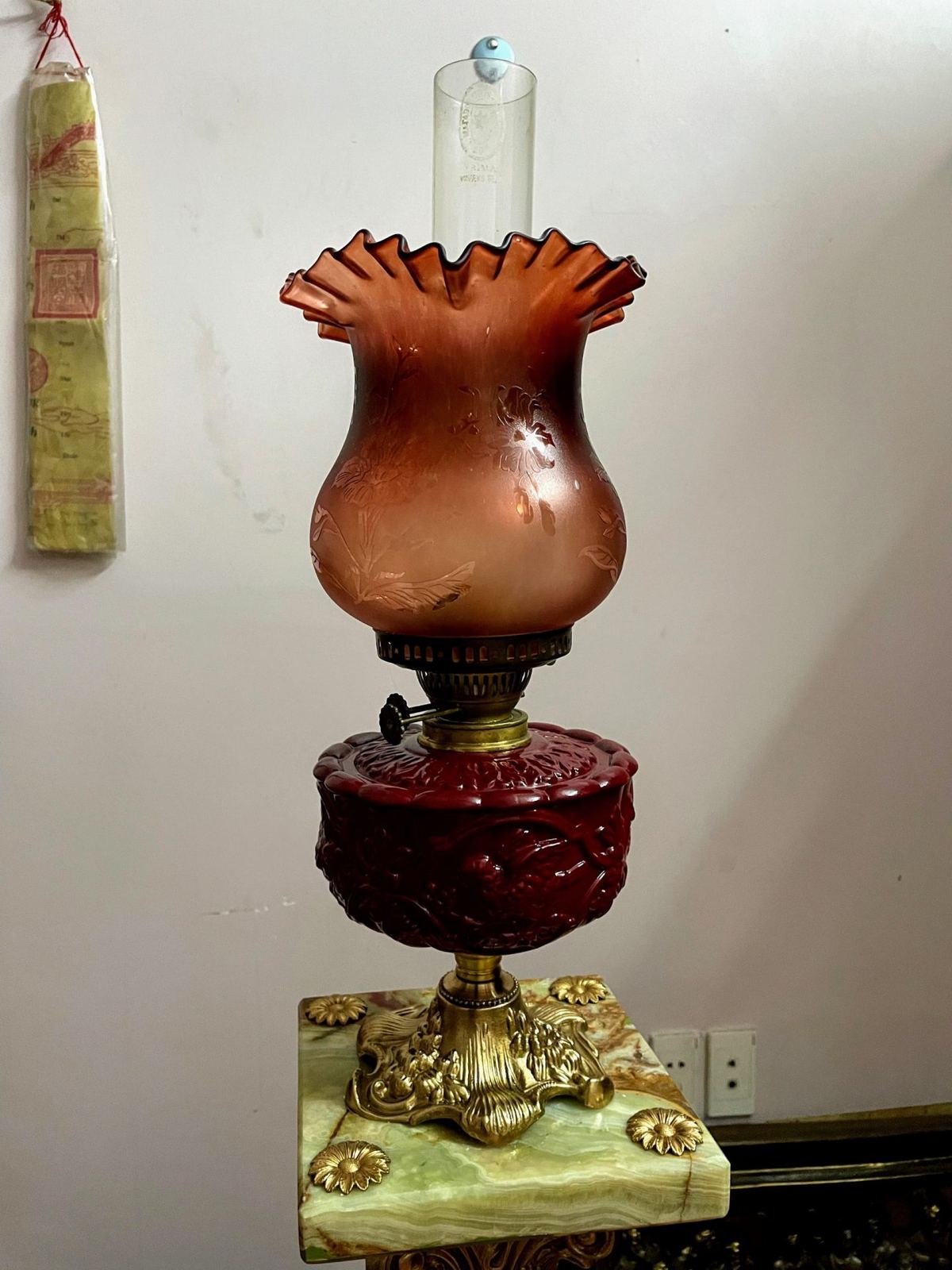Đèn dầu chân đá – ảnh 2