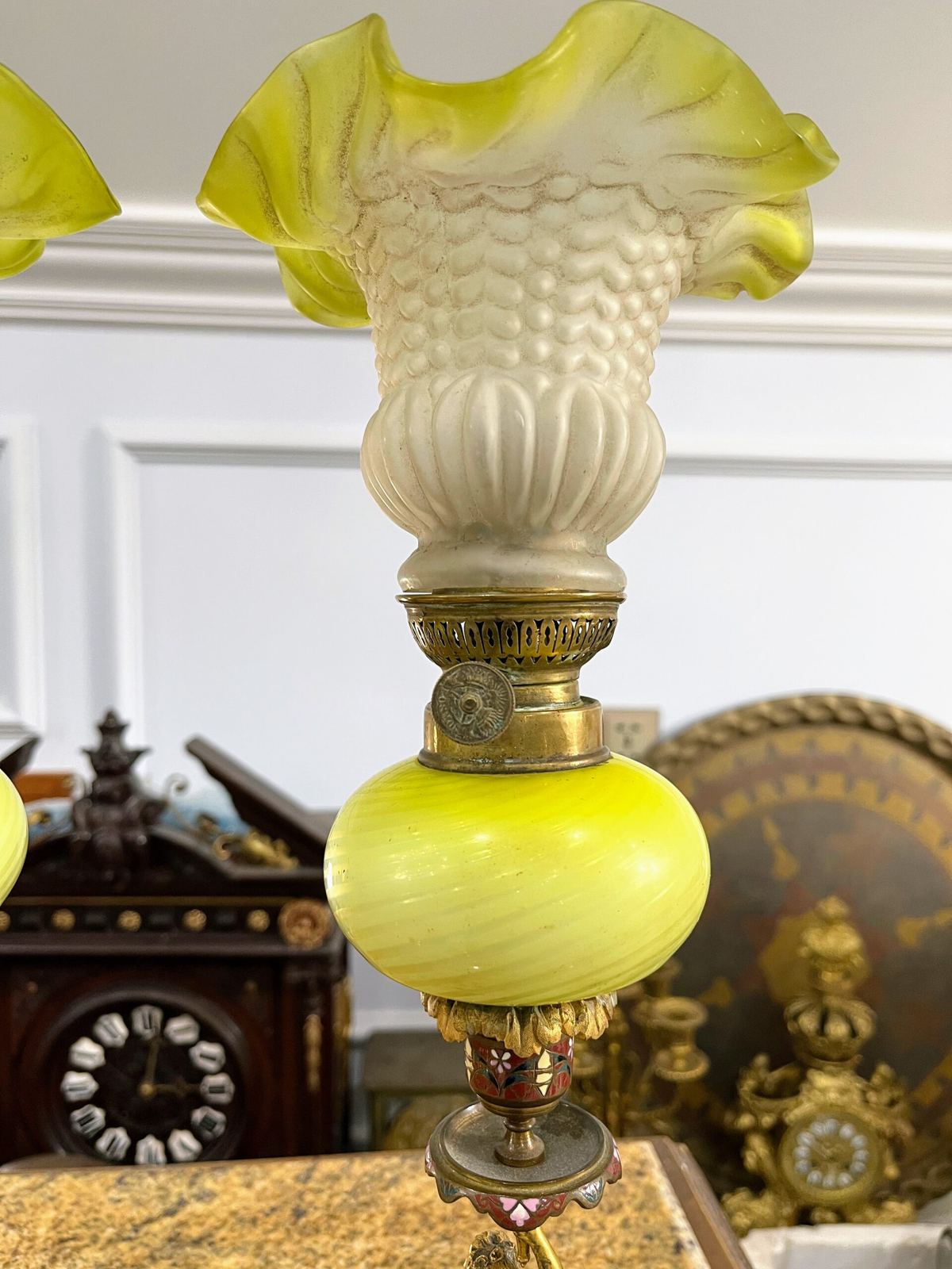 Cặp đèn đầu pháp lam – ảnh 5