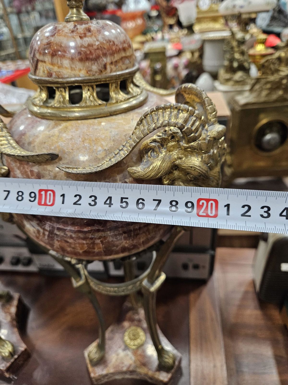 Cặp cúp đá – ảnh 6