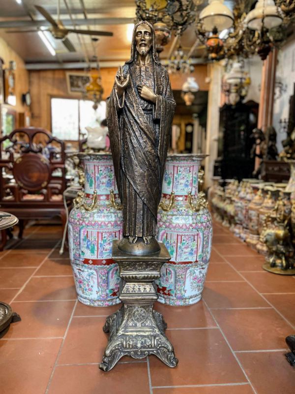 Tượng chúa Jesus – ảnh 1
