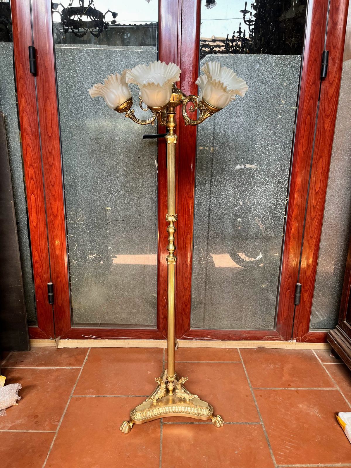 Đèn điện – ảnh 1