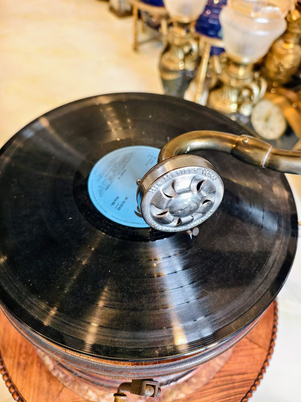 Máy hát đĩa than – ảnh 5