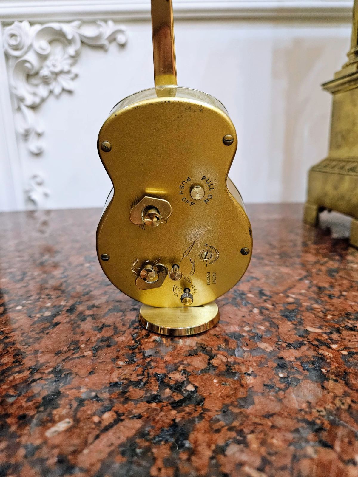 Đồng hồ để bàn – ảnh 4
