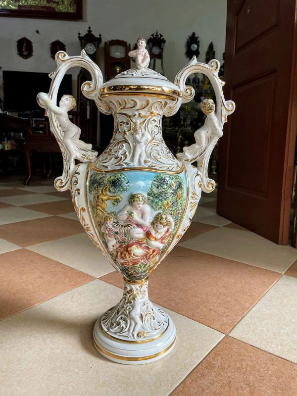 Bình sứ Italy hãng Capodimonte, cao 57cm – ảnh 1