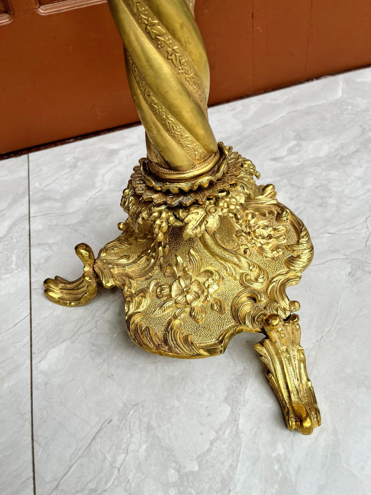 Đèn dầu bàn Pháp, cao 103cm – ảnh 4