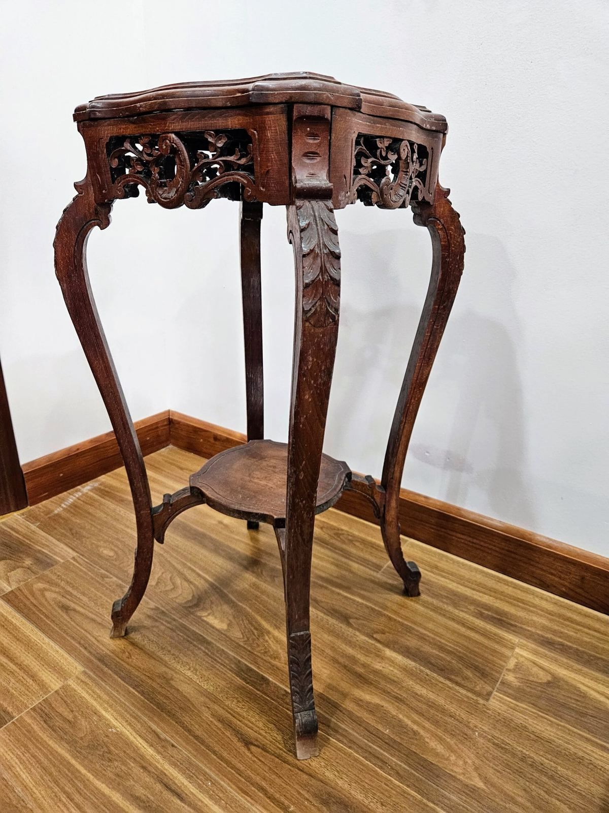 Một chiếc đôn gỗ, cao 75cm – ảnh 3