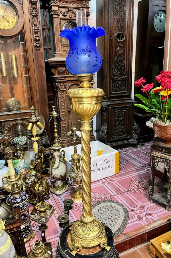 Đèn dầu Pháp, cao 112cm – ảnh 1