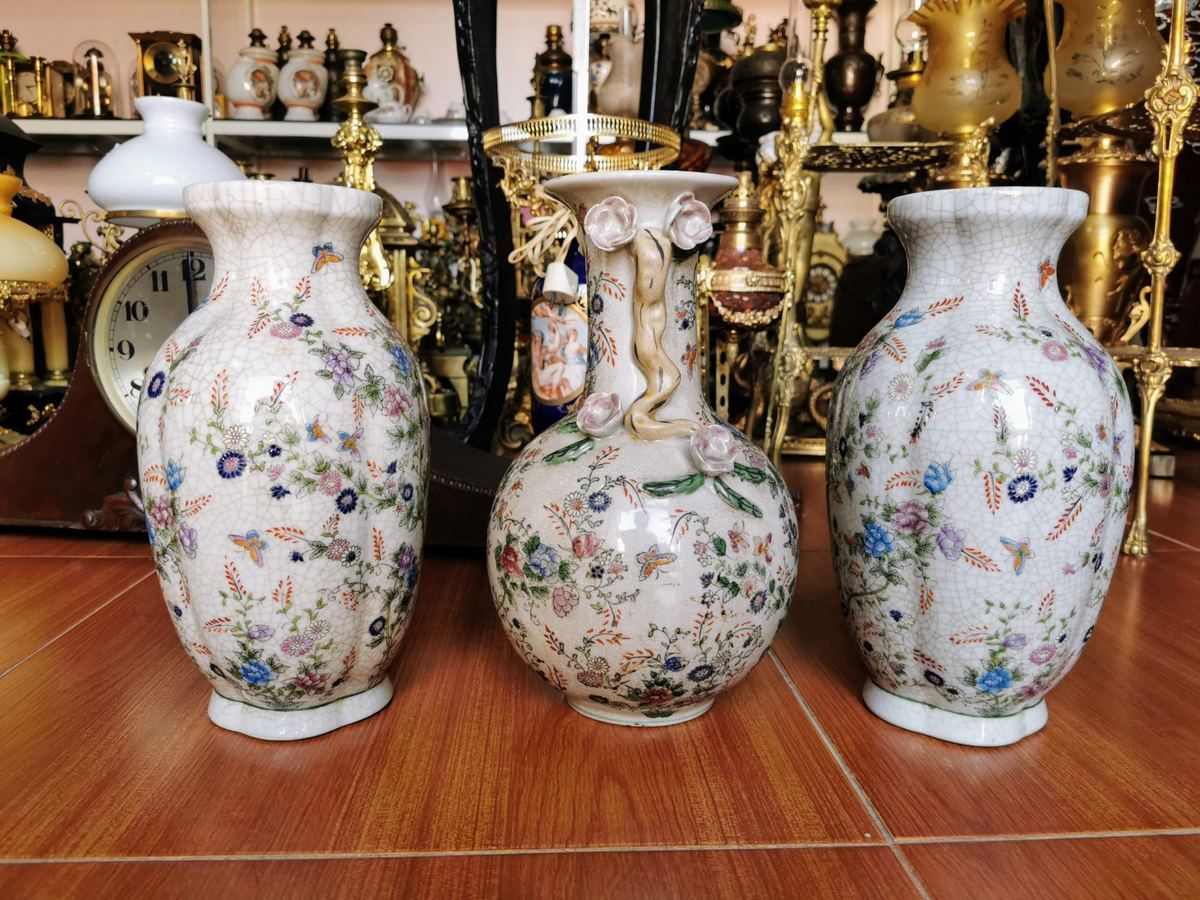 Bộ 3 bình sứ Nhật – ảnh 2