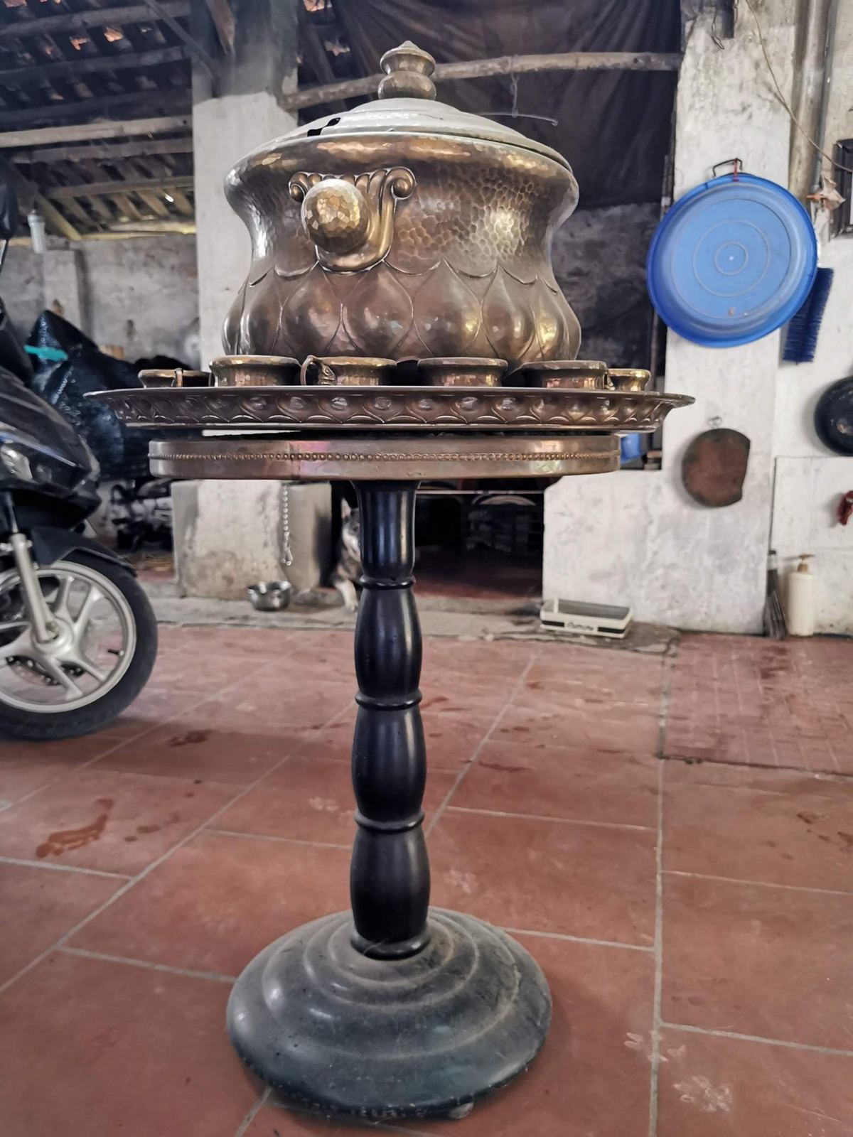 Bộ Âu Đồng và 12 Chén Đồng – ảnh 2