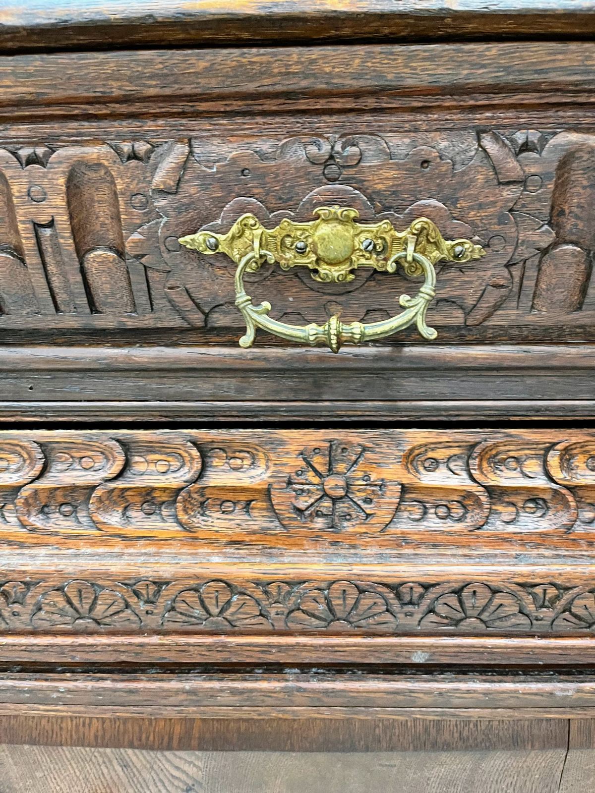 Tủ gỗ sồi Pháp – ảnh 4
