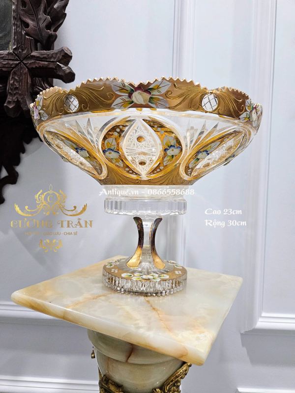 Chiếc âu pha lê Bohemia, cao 23cm – ảnh 1
