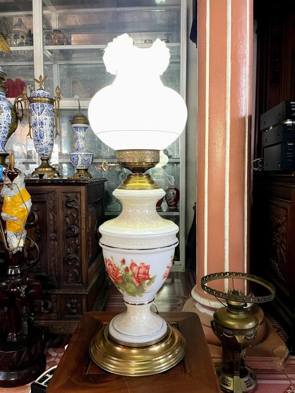 Đèn ngủ Pháp, cao 79cm – ảnh 1