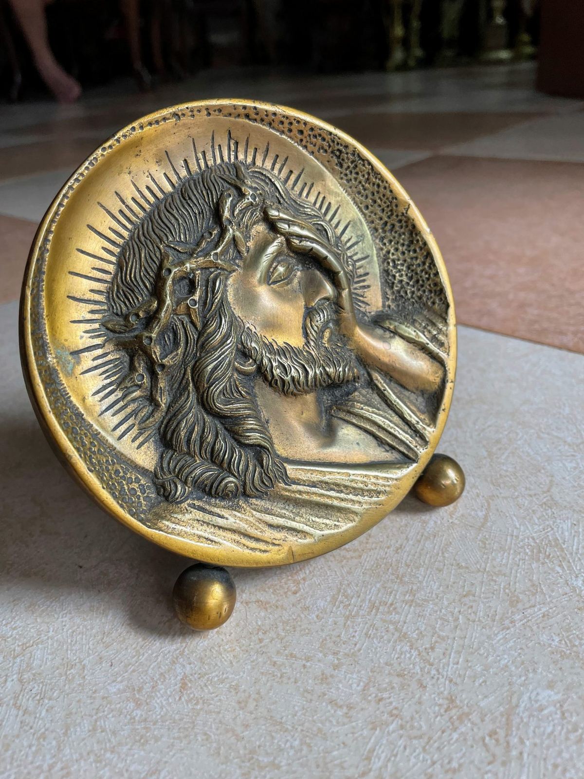 Phù điêu Jesus – ảnh 4