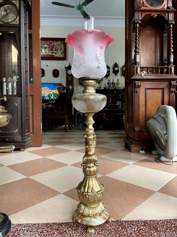 Đèn dầu tượng Pháp, cao 89cm – ảnh 1