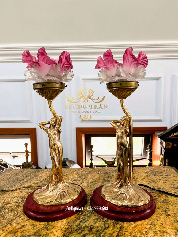 Cặp đèn bàn nhỏ – ảnh 1