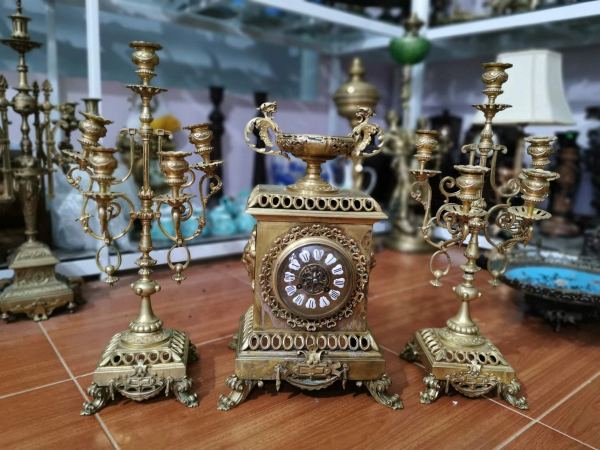 Bộ đồng hồ chân nến size trung – ảnh 1