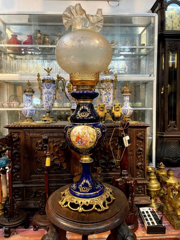 Đèn ngủ Pháp, cao 68cm – ảnh 1