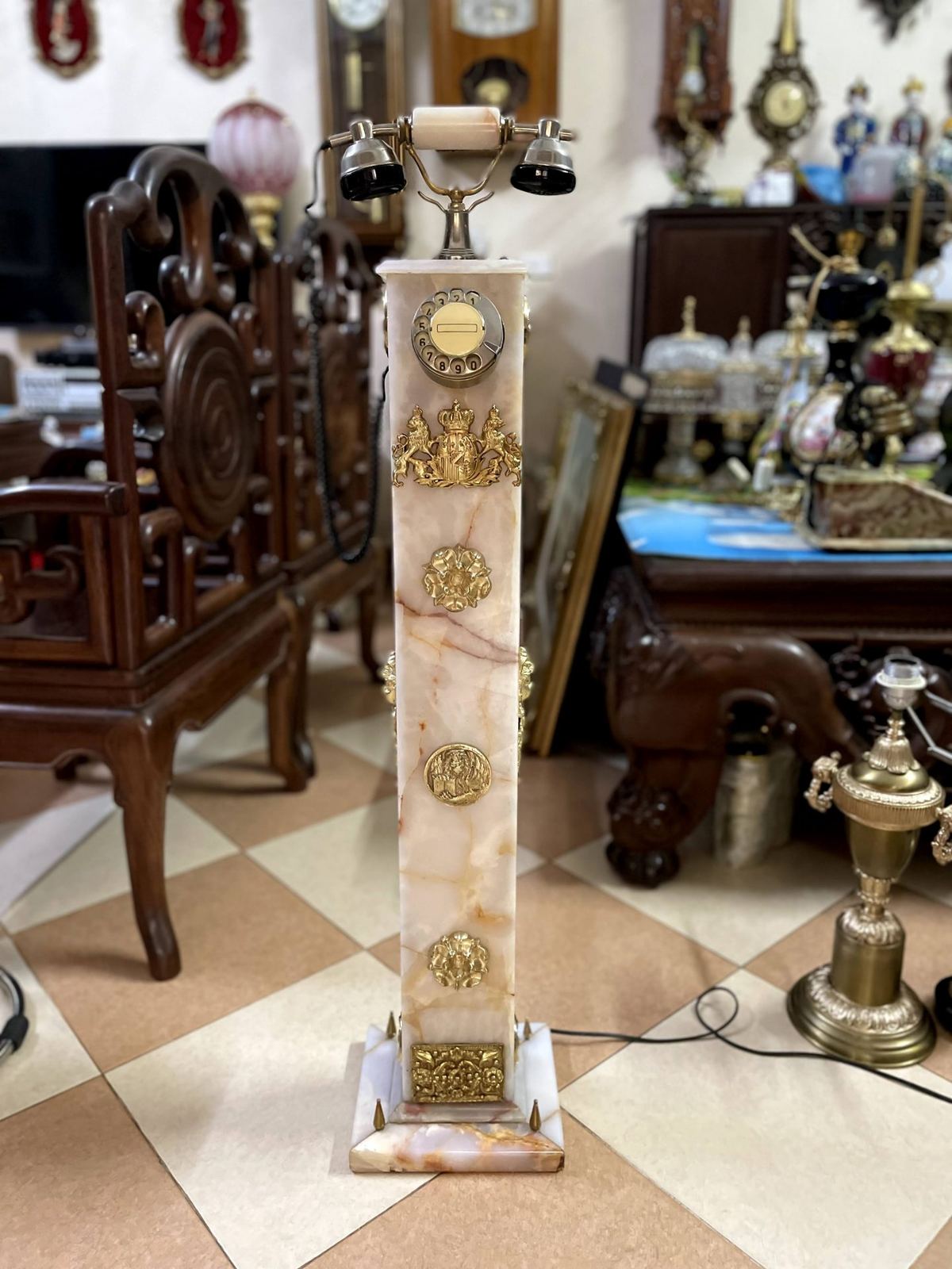 Điện thoại đá Pháp, cao 102cm – ảnh 1