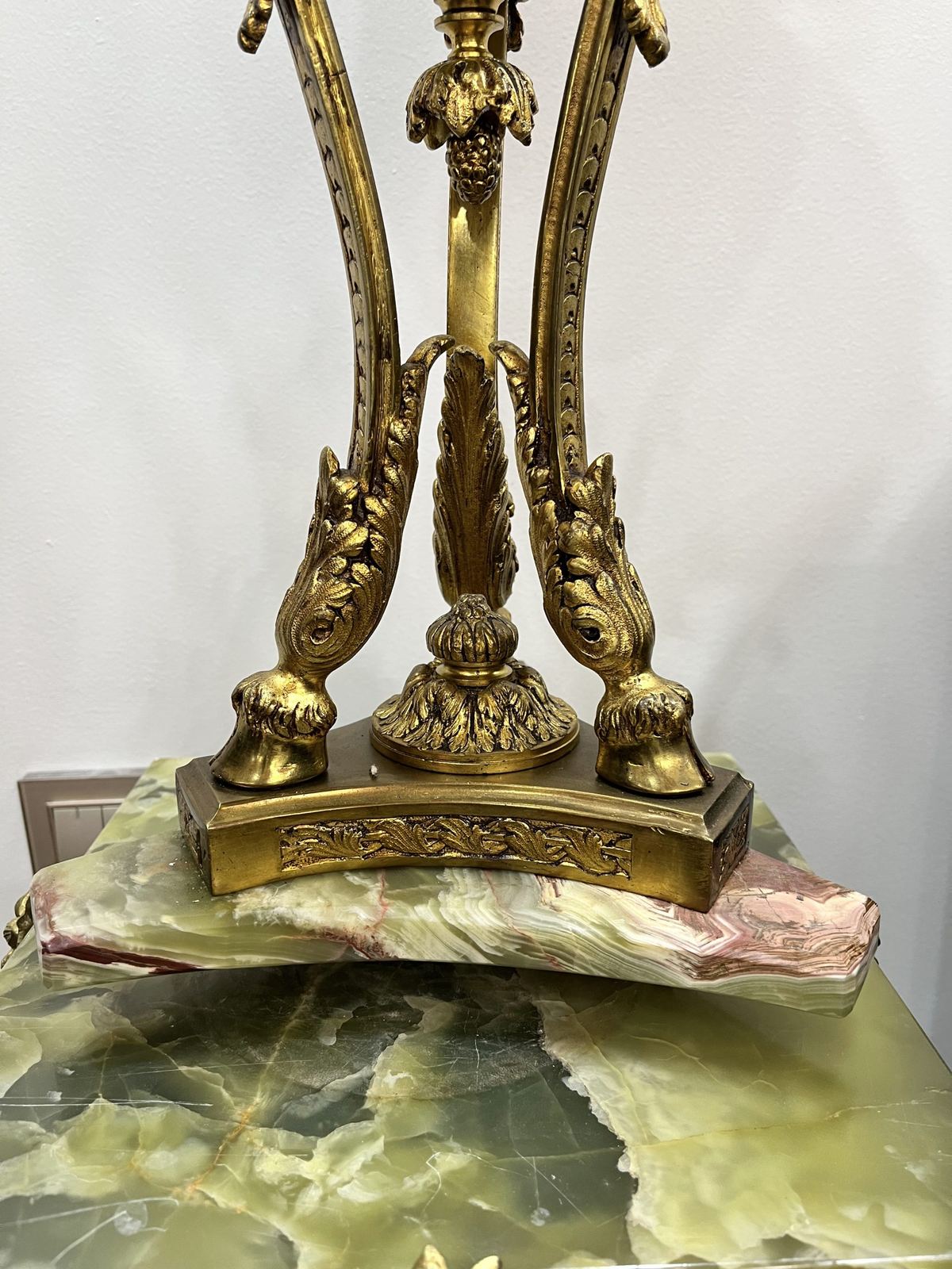 Một chiếc đèn dầu Pháp – ảnh 7